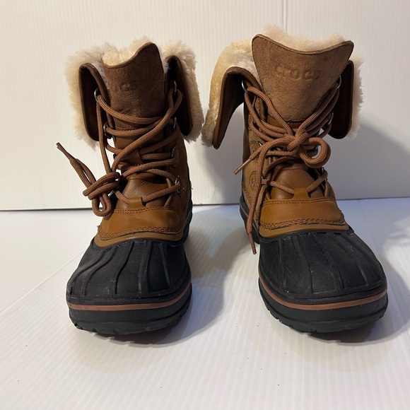 CROCS suede lined snow duck boots women size 10 - Picture 3 of 12